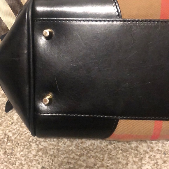 Burberry Handbag - Picture 5 of 11